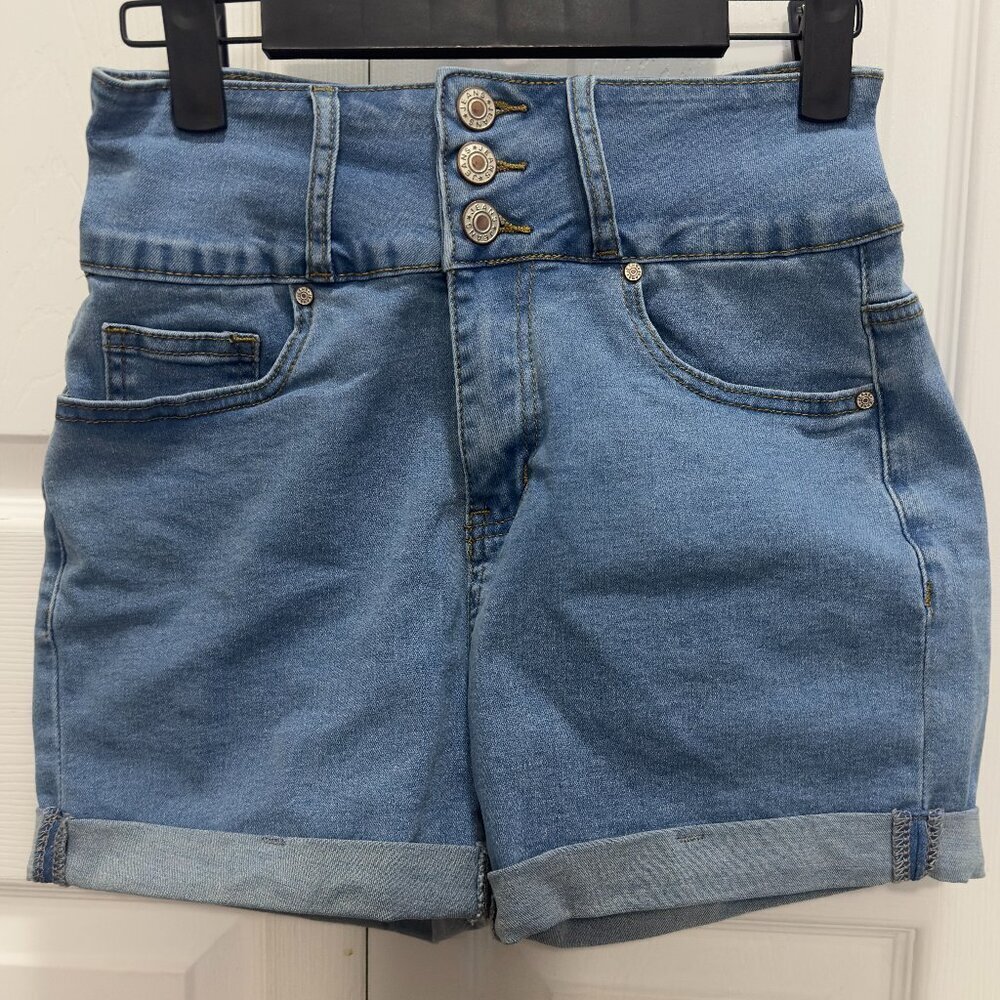 Women's Rolled Hem Denim Shorts （S) - Picture 4 of 8